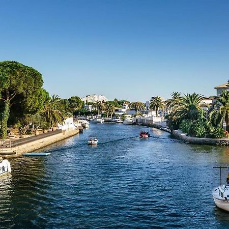 Lindo Apartamento Con Vistas Al Puerto Mistral Empuriabrava Bagian luar foto